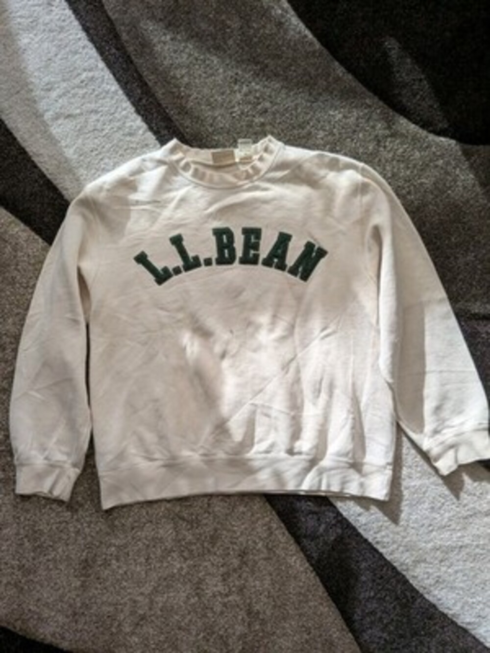 L.L.Bean Japan Crewneck Sweatshirt Womens M Cream Green Spell Out Applique Logo